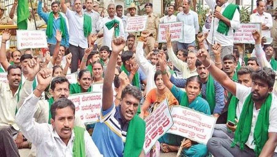 ಮುಖ್ಯಮಂತ್ರಿ ಭೇಟಿ ಭರವಸೆ ಬಳಿಕ ಪ್ರತಿಭಟನೆ ಹಿಂಪಡೆದ ರೈತರು