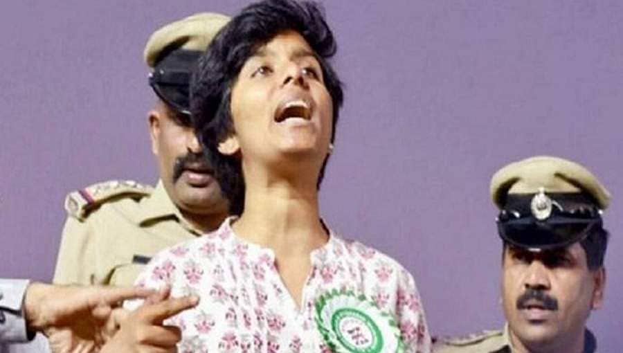 ದೇಶದ್ರೋಹ ಪ್ರಕರಣ: ವಿಚಾರಣೆ ವೇಳೆ ಬಾಯ್ಬಿಡದ ಅಮೂಲ್ಯ, ಮಾಹಿತಿ ಕಲೆಹಾಕಲು ಪೊಲೀಸರ ಹರಸಾಹಸ