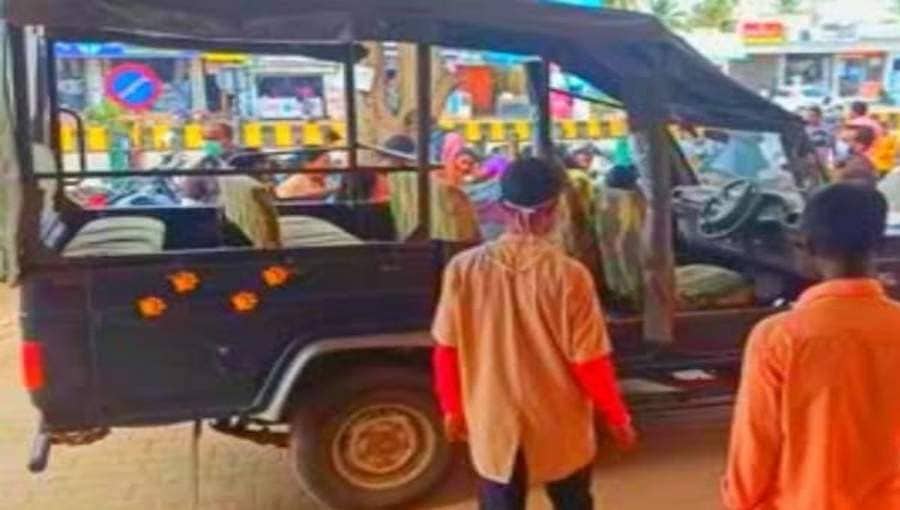 ಚಾಮರಾಜನಗರ: ಅಂಬ್ಯುಲೆನ್ಸ್ ಸಿಬ್ಬಂದಿಯ ನಿರ್ಲಕ್ಷ್ಯ, ಅರಣ್ಯ ಇಲಾಖೆ ಜೀಪಿನಲ್ಲಿ ಜನಿಸಿದ್ದ ಶಿಶು ಆಸ್ಪತ್ರೆಯಲ್ಲಿ ಸಾವು