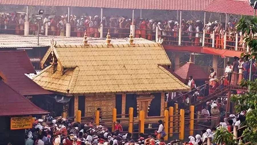 ಕೇರಳದಲ್ಲೂ ಹೆಚ್ಚಿದ ಕೊರೋನಾ ಭೀತಿ: ಶಬರಿಮಲೆಗೆ ಬರದಂತೆ ಸಲಹೆ, ಶಾಲೆ, ಸಿನಿಮಾ, ದೇಗುಲಕ್ಕೆ ನಿರ್ಬಂಧ