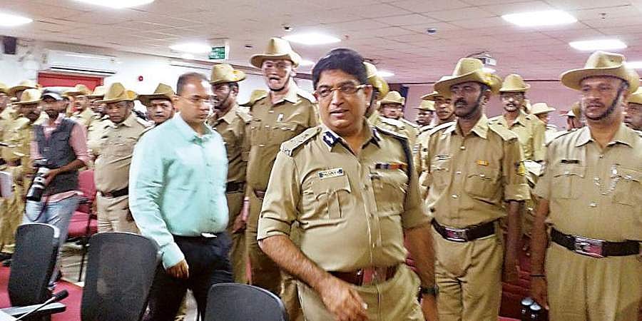 ರವಿ ಪೂಜಾರಿ ಪ್ರಕರಣ: ರೌಡಿಗಳೊಂದಿಗೆ ಸಂಪರ್ಕ; ಪೊಲೀಸರಿಗೆ ಭಾಸ್ಕರ್ ರಾವ್ ಖಡಕ್ ಎಚ್ಚರಿಕೆ