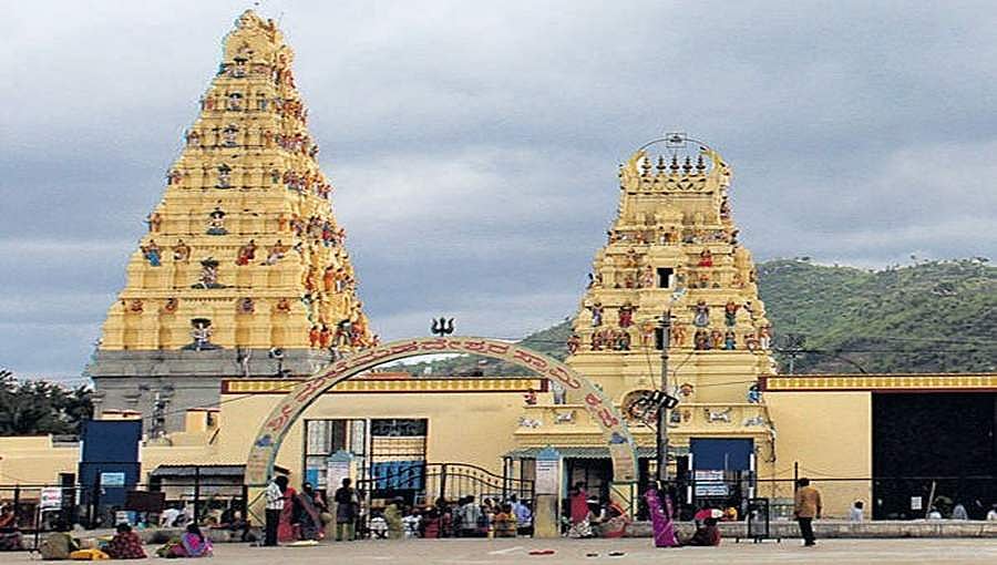ಕೊರೋನಾ ಎಫೆಕ್ಟ್: ಮಹದೇಶ್ವರ ಬೆಟ್ಟದಲ್ಲಿ ಈ ಬಾರಿ ಯುಗಾದಿ ಜಾತ್ರೆ ಸರಳ ಆಚರಣೆ, ಸಹಕಾರಕ್ಕೆ ಸಚಿವ ಸುರೇಶ್ ಕುಮಾರ್ ಮನವಿ