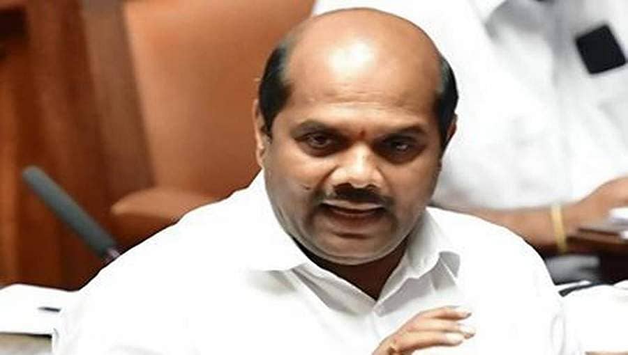 ಸಾಲ ಮನ್ನಾ, ಬಡವರ ಬಂಧು ಯೋಜನೆ ಸ್ಥಗಿತ ಮಾಡಿದರೆ ಉಗ್ರ ಹೋರಾಟ: ಬಂಡೆಪ್ಪ ಕಾಶೆಂಪೂರ