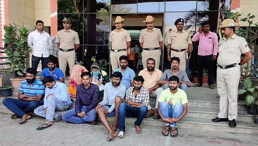 ಕುಖ್ಯಾತ ರೌಡಿ ಸ್ಲಮ್ ಭರತನ 12 ಸಹಚರರ ಬಂಧನ