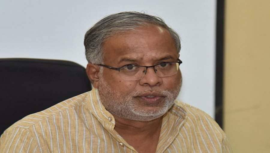 ನಾಳೆ ನಡೆಯಬೇಕಿದ್ದ ದ್ವಿತೀಯ ಪಿಯುಸಿ ಪರೀಕ್ಷೆ ಮುಂದೂಡಿಕೆ -ಎಸ್ . ಸುರೇಶ್ ಕುಮಾರ್ 