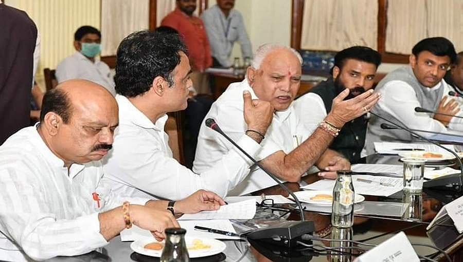 ಕರ್ನಾಟಕದಲ್ಲಿ ಕೊರೋನಾ ರೌದ್ರಾವತಾರ: ಇಂದು ಒಂದೇ ದಿನ 7 ಮಂದಿಗೆ ಸೋಂಕು, ರಾಜ್ಯದಲ್ಲಿ 33 ಪ್ರಕರಣ!