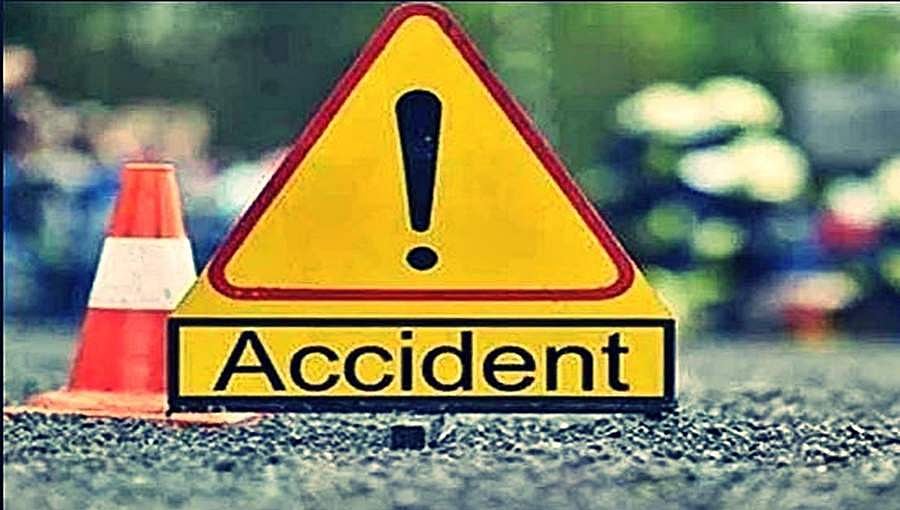 ಕೊರೋನಾ ಭೀತಿಯಿಂದ ಊರಿಗೆ ತೆರಳುತ್ತಿದ್ದವರಿಗೆ ಅಪಘಾತ: ಬಾಗಲಕೋಟೆಯಲ್ಲಿ ಮೂವರ ಸಾವು