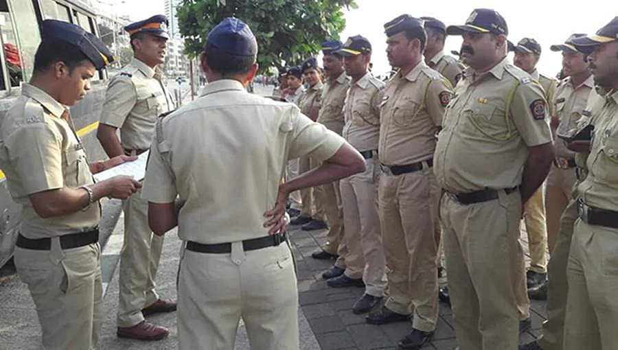 ಮುಂಬೈ: ಲಾಕ್ ಡೌನ್ ವೇಳೆ ದಿನಸಿ ತರಲು ಮನೆಯಿಂದ ಹೊರಬಂದ ತಮ್ಮನನ್ನು ಹತ್ಯೆಗೈದ ಅಣ್ಣ!