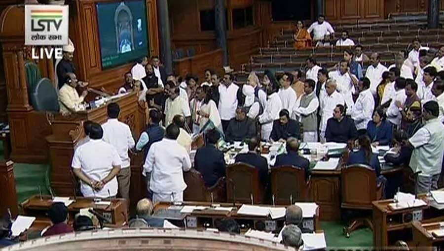 ದೆಹಲಿ ಹಿಂಸಾಚಾರ ಕುರಿತಂತೆ ಲೋಕಸಭೆಯಲ್ಲಿ ಕೋಲಾಹಲ: ಕಲಾಪ ನಾಳೆಗೆ ಮುಂದೂಡಿಕೆ