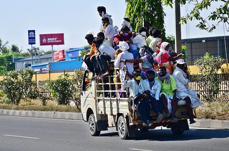 ಕೂಲಿ ಕಾರ್ಮಿಕರರು