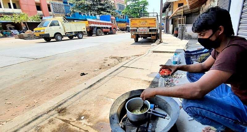 ಕೂಲಿ ಕಾರ್ಮಿಕರರು