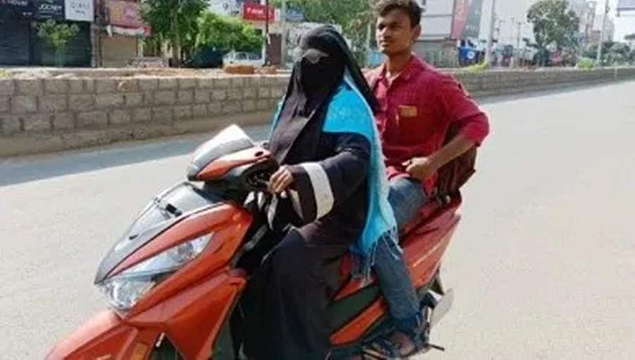 ಲಾಕ್ ಡೌನ್ ಹಿನ್ನೆಲೆ: 1400 ಕಿ.ಮೀ. ಸ್ಕೂಟರ್ ಓಡಿಸಿ ಮಗನನ್ನು ಮನೆಗೆ ಕರೆತೆಂದ ಧೀರೆ
