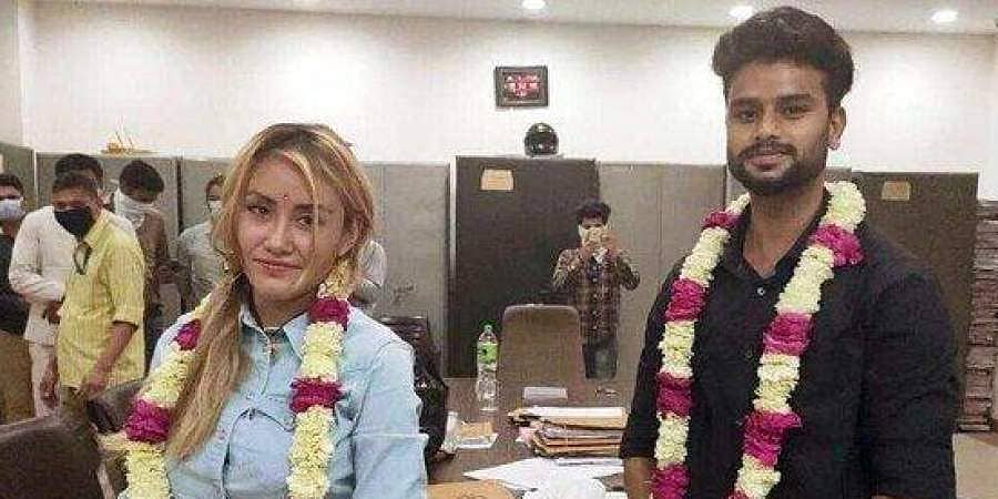 ರೋಹ್ಟಕ್: ಮೆಕ್ಸಿಕನ್ ಯುವತಿ- ಸ್ಥಳೀಯ ಯುವಕನ ವಿವಾಹಕ್ಕೆ ನೆರವಾಗಲು ರಾತ್ರಿ ತೆರೆದ ಕೋರ್ಟ್ ಬಾಗಿಲು!