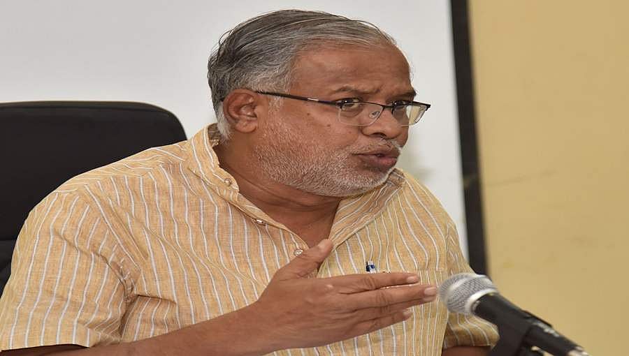 ಆಗಸ್ಟ್ 1ಕ್ಕೆ ಶಾಲಾ-ಕಾಲೇಜು ಪುನರಾರಂಭ ಎಂಬ ಸುದ್ದಿ ಸತ್ಯವಲ್ಲ: ಸಚಿವ ಸುರೇಶ್ ಕುಮಾರ್ ಸ್ಪಷ್ಟನೆ