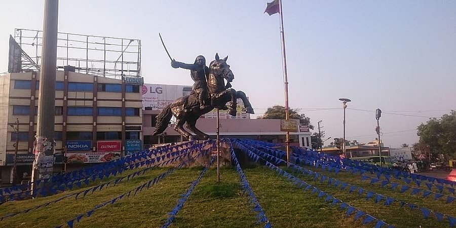 ಹುಬ್ಬಳ್ಳಿಯಲ್ಲಿ ಒಂದೇ ಕುಟುಂಬದಲ್ಲಿ ಐದು ಪ್ರಕರಣ: ಹುಬ್ಬಳ್ಳಿ- ಧಾರವಾಡ ಜಿಲ್ಲೆ ಹಾಟ್ ಸ್ಪಾಟ್
