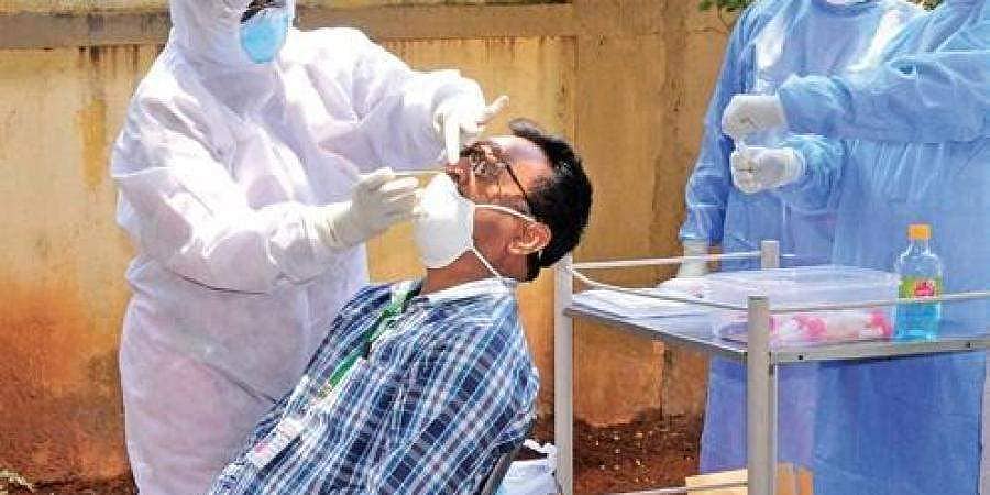 ಎಚ್ಚರ: ಸಾಮಾಜಿಕ ತಾಣದಲ್ಲಿ ಕೊವಿಡ್-19 ಸೋಂಕಿತರ ಮಾಹಿತಿ ಹಂಚಿಕೊಂಡರೆ ಕಂಬಿ ಎಣಿಸಬೇಕಾಗುತ್ತದೆ!