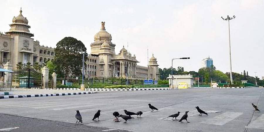 ಕೊರೋನಾ ವೈರಸ್ ಲಾಕ್ ಡೌನ್: ನಾಳೆಯಿಂದ ಏನಿರುತ್ತೆ..? ಏನಿರಲ್ಲ..? ಇಲ್ಲಿದೆ ಸಂಪೂರ್ಣ ಮಾಹಿತಿ!