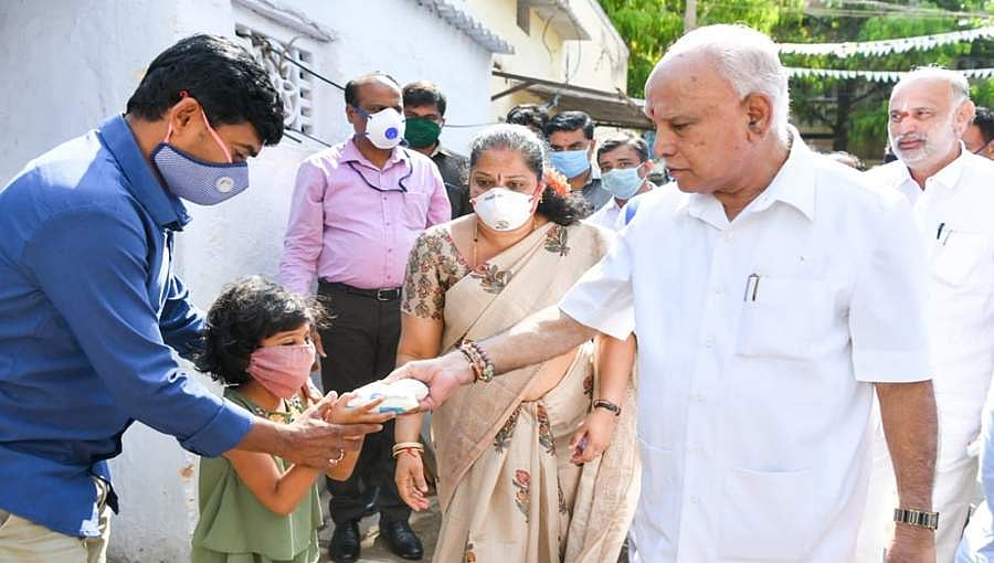 ಲಾಕ್‌ಡೌನ್‌: ಬಡವರಿಗೆ ಉಚಿತ ಹಾಲು ನೀಡುವ ಯೋಜನೆಗೆ ಸಿಎಂ ಬಿಎಸ್‌ವೈ ಚಾಲನೆ