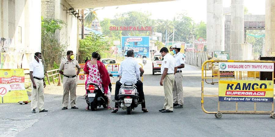 ಕೊರೋನಾ ವೈರಸ್: ಬೆಂಗಳೂರು ಸೇರಿದಂತೆ ಕರ್ನಾಟಕದ 5 ಜಿಲ್ಲೆಗಳು 'ಕೋವಿಡ್-19 ರೆಡ್ ಝೋನ್' ಪಟ್ಟಿಗೆ!