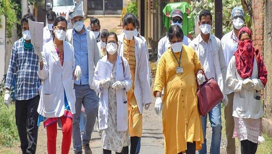 ಕೊರೋನಾ ವಾರಿಯರ್ಸ್ ಗೆ ಹೆಚ್ಚಿನ ಭದ್ರತೆ ನೀಡಿ, ರಾಜ್ಯಗಳಿಗೆ ಕೇಂದ್ರ ಗೃಹ ಸಚಿವಾಲಯ ತಾಕೀತು!