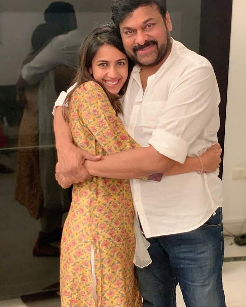 ಈ ಬಗ್ಗೆ ಮಾತನಾಡಿರುವ ಮೆಗಾಸ್ಟಾರ್ ಚಿರಂಜೀವಿ ಸಹ ಇದೆಲ್ಲ ಸುಳ್ಳು ಸುದ್ದಿ. ಈ ಕುರಿತು ಯಾವುದೇ ರೀತಿಯ ಚರ್ಚೆಗಳು ನಡೆದಿಲ್ಲ. ಅಲ್ಲದೆ ನಮ್ಮ ಕುಟುಂಬಕ್ಕೆ ಇದೆಲ್ಲ ಹೊಸದಲ್ಲ ಎಂದು ಹೇಳಿದ್ದಾರೆ.