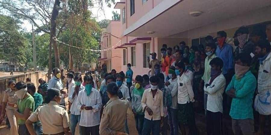 ವಲಸೆ ಕೂಲಿ ಕಾರ್ಮಿಕರನ್ನು ತವರಿಗೆ ಕಳುಹಿಸಿದ ತುಮಕೂರು ಜಿಲ್ಲಾಡಳಿತ