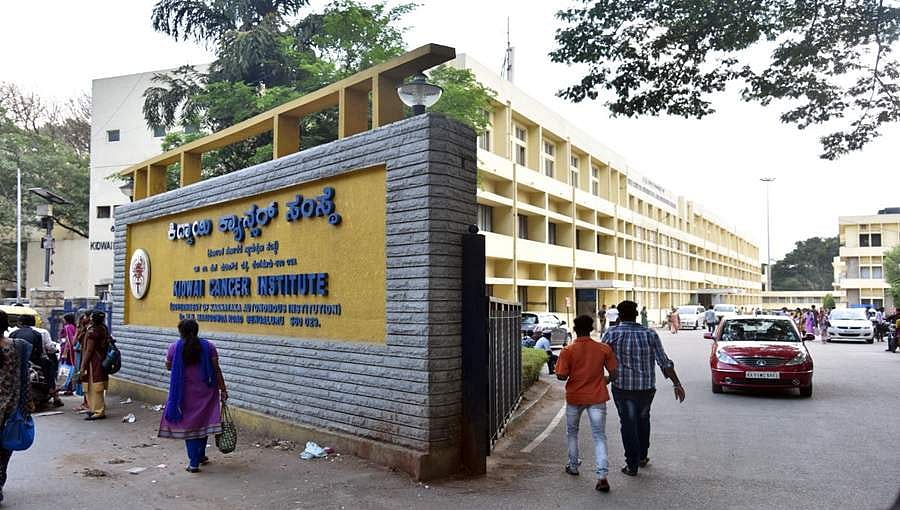 ಕಿದ್ವಾಯಿ ಆಸ್ಪತ್ರೆಯಲ್ಲಿ ಒಂದೇ ದಿನ 46 ಹೊಸ ರೋಗಿಗಳಿಗೆ ಕೊರೋನಾ ಪರೀಕ್ಷೆ