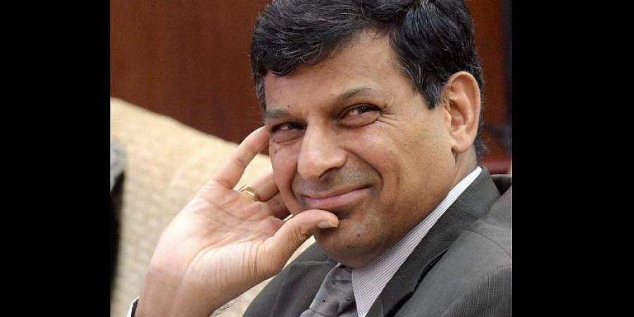 ಬಡವರ ಹೊಟ್ಟೆ ತುಂಬಿಸಲು ರೂ.65 ಸಾವಿರ ಕೋಟಿ ಅಗತ್ಯ, ಭಾರತ ಅತ್ಯಂತ ಬುದ್ಧಿವಂತಿಕೆಯಿಂದ ಲಾಕ್'ಡೌನ್ ತೆಗೆಯಬೇಕು: ಆರ್ಥಿಕ ತಜ್ಞ ರಾಜನ್