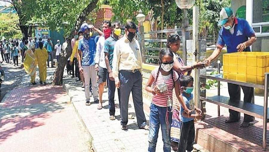 ಇಂದಿರಾ ಕ್ಯಾಂಟಿನ್ ನಲ್ಲಿ ಉಚಿತ ಊಟವಿಲ್ಲ: ಅಚ್ಚರಿ ಮೂಡಿಸಿದ ಸಿಎಂ ನಿರ್ಧಾರ