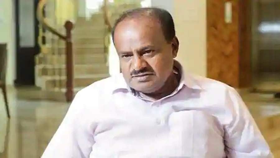 ಕೊರೊನಾದಿಂದ ಕಾರ್ಮಿಕ ಬಂಧುಗಳ ಮೊಗದಲ್ಲಿ ನಗೆ ಮಾಸಿದೆ: ಎಚ್.ಡಿ.ಕುಮಾರಸ್ವಾಮಿ