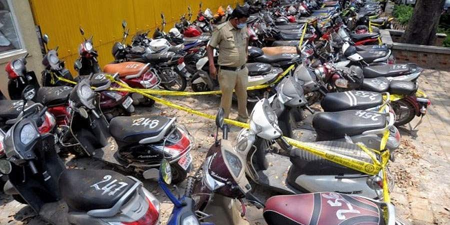 ಲಾಕ್ ಡೌನ್ ವೇಳೆ ಜಪ್ತಿಯಾಗಿದ್ದ ವಾಹನಗಳಿಗೆ ಬಿಡುಗಡೆ ಭಾಗ್ಯ; ದಾಖಲೆ ತೋರಿಸಿದರೆ ನಿಮ್ಮ ಕೈ ಸೇರುತ್ತೆ ಗಾಡಿ!