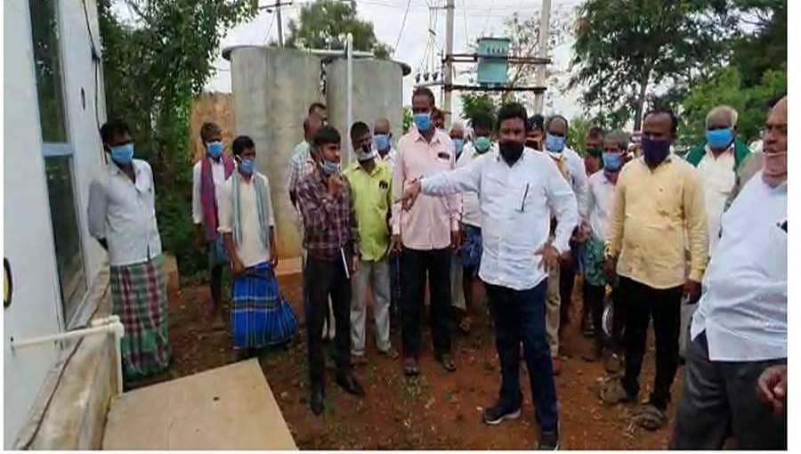 ಕುಡಿಯುವ ನೀರಿನ ಘಟಕದಲ್ಲಿ ಅವ್ಯವಸ್ಥೆ: ಸಚಿವ ಬಿ.ಸಿ.ಪಾಟೀಲ್ ಗರಂ