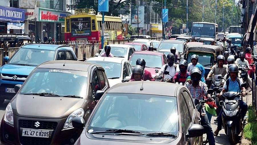 ಕೋವಿಡ್-19 ಎಫೆಕ್ಟ್: ಶೇ. 70 ರಷ್ಟು ಜನರು ಸಾರ್ವಜನಿಕ ಸಾರಿಗೆ ಬಳಕೆಗೆ ಹಿಂದೇಟು- ಸಮೀಕ್ಷೆ