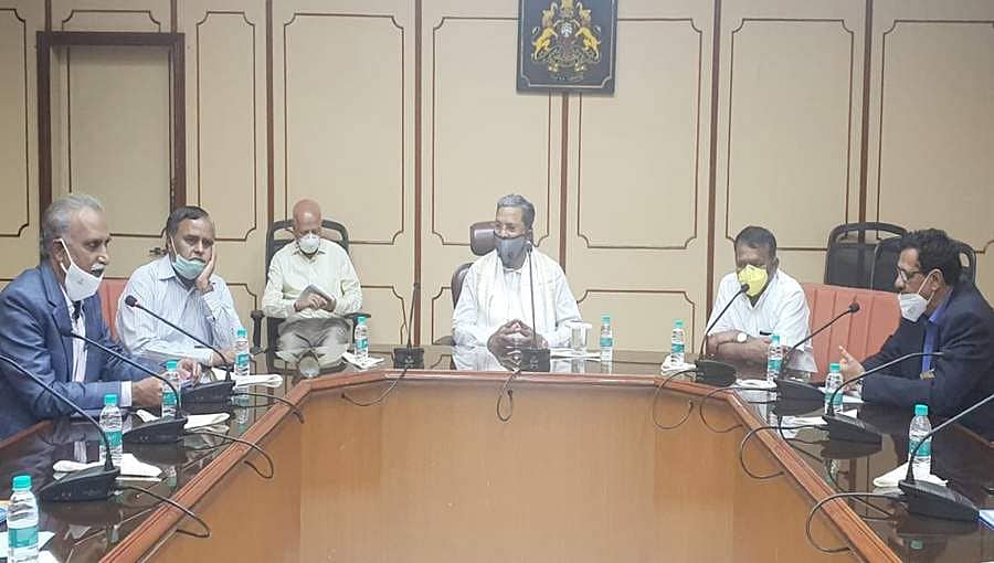 ಸಣ್ಣ ಕೈಗಾರಿಕೆಗಳ ಚಟುವಟಿಕೆಗಳ ಪುನರ್‌ ಆರಂಭಕ್ಕೆ ಸರ್ಕಾರ ಆರ್ಥಿಕ ನೆರವು ಒದಗಿಸಿ: ಸಿದ್ದರಾಮಯ್ಯ