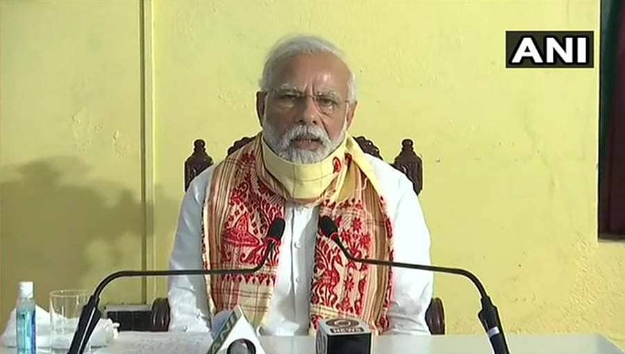 ಅಂಫಾನ್ ಚಂಡಮಾರುತಕ್ಕೆ 77 ಮಂದಿ ಸಾವು: ಪಶ್ಚಿಮ ಬಂಗಾಳಕ್ಕೆ 1000 ಕೋಟಿ ರೂ. ಪರಿಹಾರ ಘೋಷಿಸಿದ ಪ್ರಧಾನಿ ಮೋದಿ