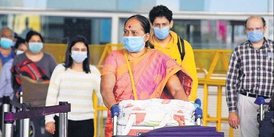ಬೆಂಗಳೂರು: ಕ್ವಾರಂಟೈನ್ನಿಂದ ತಪ್ಪಿಸಿಕೊಳ್ಳಲು ತಾಯಿ-ಮಗಳು ಯತ್ನ