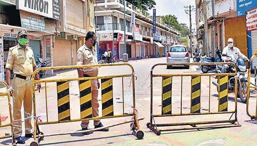 14 ಪೊಲೀಸರಿಗೆ ಕೊರೋನಾ ಸೋಂಕು: ಎಚ್ಚೆತ್ತ ಗೃಹ ಇಲಾಖೆಯಿಂದ ಪಿಪಿಇ ಕಿಟ್