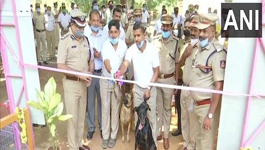 ಬೆಂಗಳೂರು: ಶ್ವಾನಗಳ ಚಟುವಟಿಕೆ ಉದ್ಯಾನವನಕ್ಕೆ ಪೊಲೀಸ್ ಆಯುಕ್ತ ಭಾಸ್ಕರ್ ರಾವ್ ಚಾಲನೆ