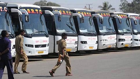 ಅನ್ ಲಾಕ್ 1.0: ರಾತ್ರಿ ಕರ್ಫ್ಯೂ ಜಾರಿ ಇದ್ದರೂ ಹೆದ್ದಾರಿಯಲ್ಲಿ ಬಸ್, ಟ್ರಕ್ ಗಳ ಸಂಚಾರಕ್ಕೆ ಕೇಂದ್ರ ಅನುಮತಿ