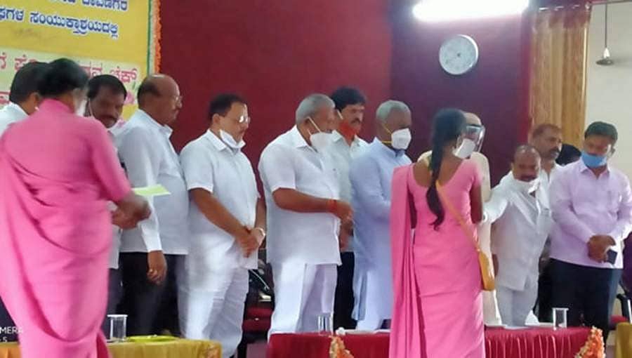 ಶೀಘ್ರದಲ್ಲೇ ಆಶಾ ಕಾರ್ಯಕರ್ತೆಯರಿಗೆ ಸಹಕಾರ ಇಲಾಖೆಯಿಂದ ಸಾಲ; ಸಚಿವ ಎಸ್ ಟಿ ಸೋಮಶೇಖರ್