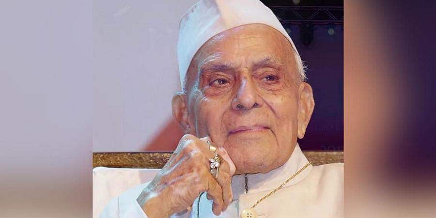 ಕೋವಿಡ-19 ರಿಂದ ಚೇತರಿಸಿಕೊಂಡಿದ್ದ 93 ವರ್ಷದ ಹಿರಿಯ ಉರ್ದು ಕವಿ ಗುಲ್ಜಾರ್ ದೆಲ್ವಿ ನಿಧನ