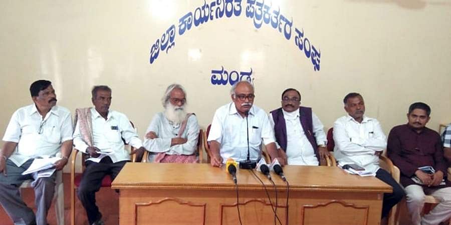 ಕೆಆರ್ ಎಸ್ ನಲ್ಲಿ ನಾಲ್ವಡಿ ಪ್ರತಿಮೆ ಪಕ್ಕ ಸರ್ ಎಂವಿ ಪ್ರತಿಮೆ ಬೇಡ: ನಂಜರಾಜೇ ಅರಸ್, ಪ್ರಗತಿಪರರ ಆಗ್ರಹ