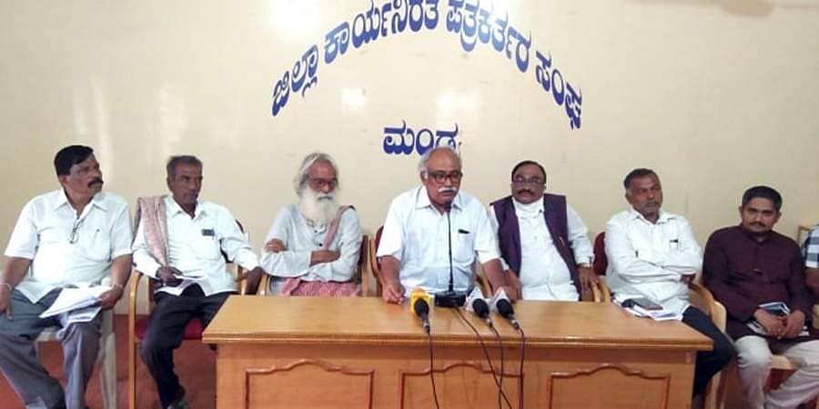 ಕೆಆರ್ ಎಸ್ ನಲ್ಲಿ ನಾಲ್ವಡಿ ಪ್ರತಿಮೆ ಪಕ್ಕ ಸರ್ ಎಂವಿ ಪ್ರತಿಮೆ ಬೇಡ: ನಂಜರಾಜೇ ಅರಸ್, ಪ್ರಗತಿಪರರ ಆಗ್ರಹ