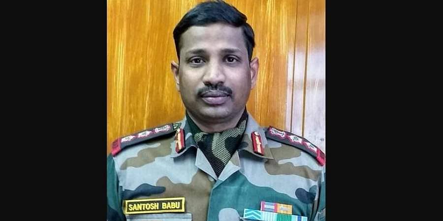 ಆತ ನನ್ನ ಒಬ್ಬನೇ ಮಗ, ದೇಶಕ್ಕೆ ಪ್ರಾಣ ಅರ್ಪಿಸಿದ್ದಾನೆ: ಹುತಾತ್ಮ ವೀರ ಯೋಧ ಸಂತೋಷ್ ತಂದೆ