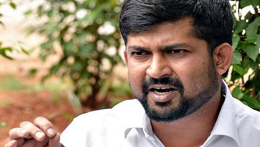 ಮಾಸ್ಕ್ ಧರಿಸದೆ ಬಂದ ಪ್ರತಾಪ್ ಸಿಂಹಗೆ ವಿಧಾನಸೌಧಕ್ಕೆ ಪ್ರವೇಶ ನಿರಾಕರಣೆ