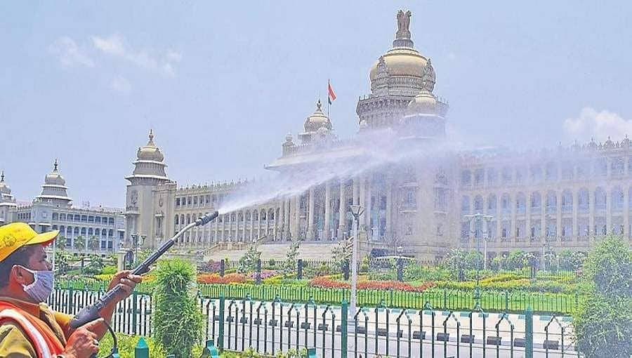 ಬೆಂಗಳೂರು: ಸಚಿವಾಲಯ ಕಟ್ಟಡಗಳಿಗೆ ಸಾರ್ವಜನಿಕ ಪ್ರವೇಶ ನಿರ್ಬಂಧ