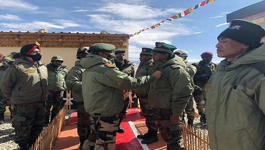 'ಉತ್ಸಾಹದಿಂದ ಕೆಲಸ ಮಾಡಿ': ಪೂರ್ವ ಲಡಾಕ್ ನ ಯೋಧರನ್ನು ಹುರಿದುಂಬಿಸಿದ ಸೇನಾ ಮುಖ್ಯಸ್ಥ ಜ.ಎಂ.ಎಂ.ನರವಣೆ