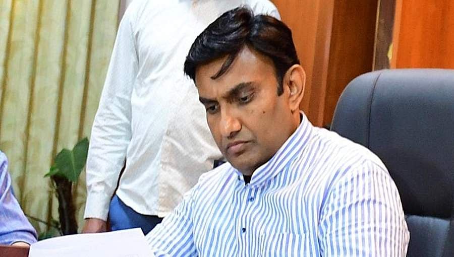 10 ಸಾವಿರ ಹಾಸಿಗೆ ಸಾಮರ್ಥ್ಯದೊಂದಿಗೆ ವೈದ್ಯಕೀಯ ಸೌಕರ್ಯಗಳ ವ್ಯವಸ್ಥೆ- ಸುಧಾಕರ್