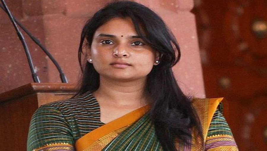 ಗರ್ಭಿಣಿ ಕಾಡಾನೆ ದುರಂತ ಸಾವಿಗೆ ಮರುಗಿದ ನಟಿ ರಮ್ಯಾ, ವರ್ಷಗಳ ಬಳಿಕ ಫೇಸ್ ಬುಕ್ ನಲ್ಲಿ ಸಕ್ರೀಯ!