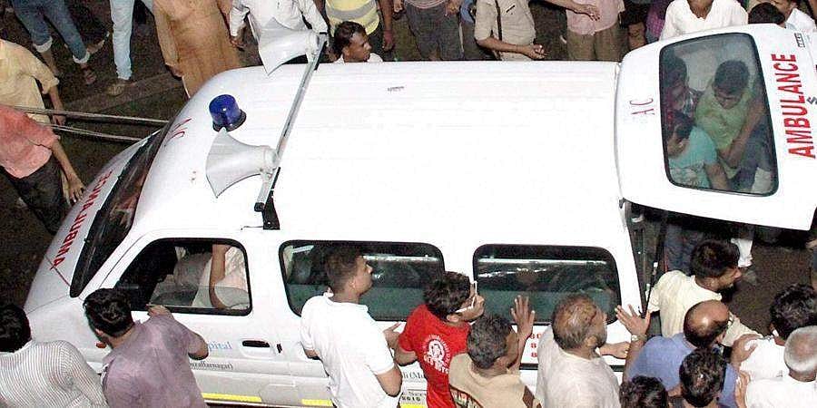ಬೆಡ್ ಗಳ ಕೊರತೆ; ಪ್ರವೇಶ ನಿರಾಕರಿಸಿದ 8 ಆಸ್ಪತ್ರೆಗಳು, 13 ಗಂಟೆ ಅಲೆದಾಡಿ ಆ್ಯಂಬುಲೆನ್ಸ್ ನಲ್ಲೇ ಪ್ರಾಣಬಿಟ್ಟ ಗರ್ಭಿಣಿ ಮಹಿಳೆ